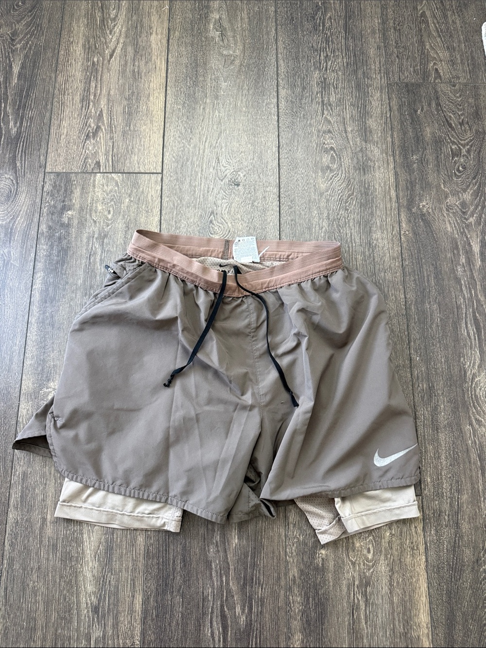 Nike Men’s Dri Fit Running Shorts with Liner - Size M - 5” Inseam - Brown